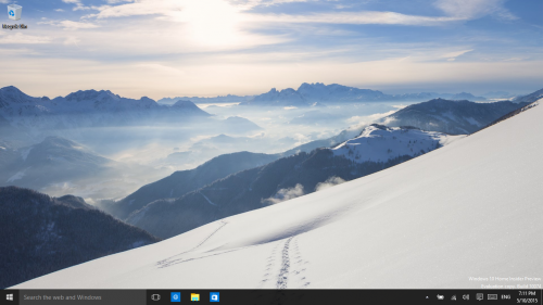 Windows_10_build_10074_desktop.png