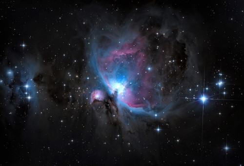 M42premiere-low-light-2.jpg
